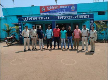 Khabar East:6-accused-of-NICL-chit-fund-company-arrested-brought-from-jail-to-Tilda-on-protection-warrant…