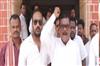 Khabar East:After-ticket-denial-supporters-of-Odisha-Congress-leaders-create-ruckus-at-party-office