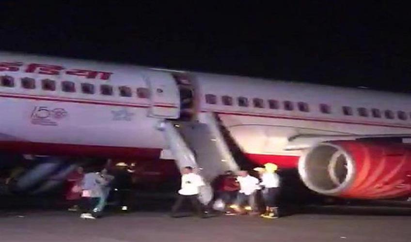 Khabar East:Air-India-flight-caught-fire-emergency-landing-at-Raipur-Airport
