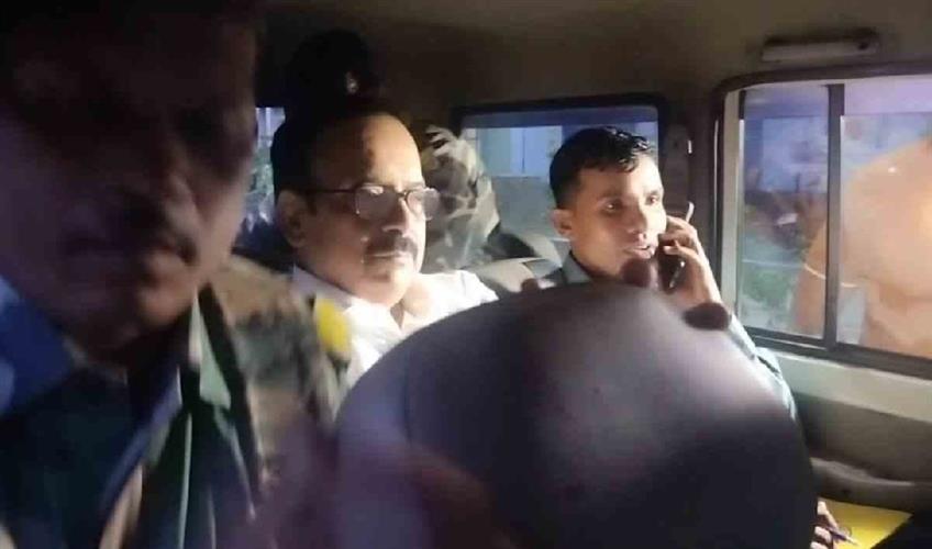 Khabar East:Another-IAS-of-Jharkhand-arrested-in-liquor-scam-case