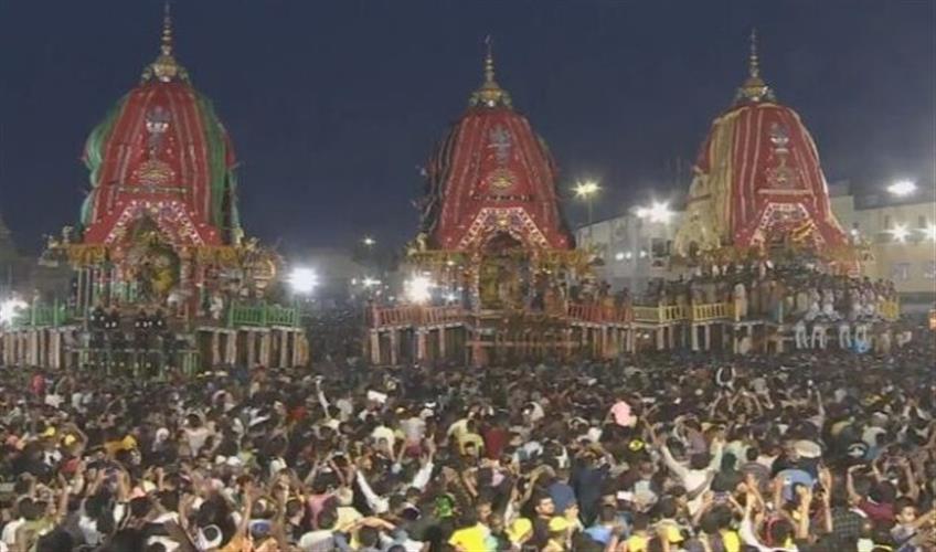Khabar East:Bahuda-Jatra-Chariots-Reach-Lions-Gate-Of-Srimandir-In-Odishas-Puri-City