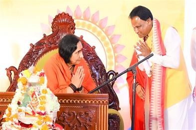 Khabar East:Blessed-To-Hear-Bhagavat-Kathamrit-From-Sadhvi-Ritambhara-Ji-In-Puri-CM-Majhi