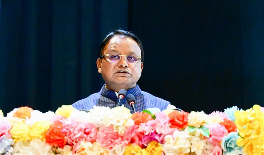 Khabar East:CM-Majhi-To-Hold-Urgent-Meet-On-Middle-East-Conflict-Impact-Today