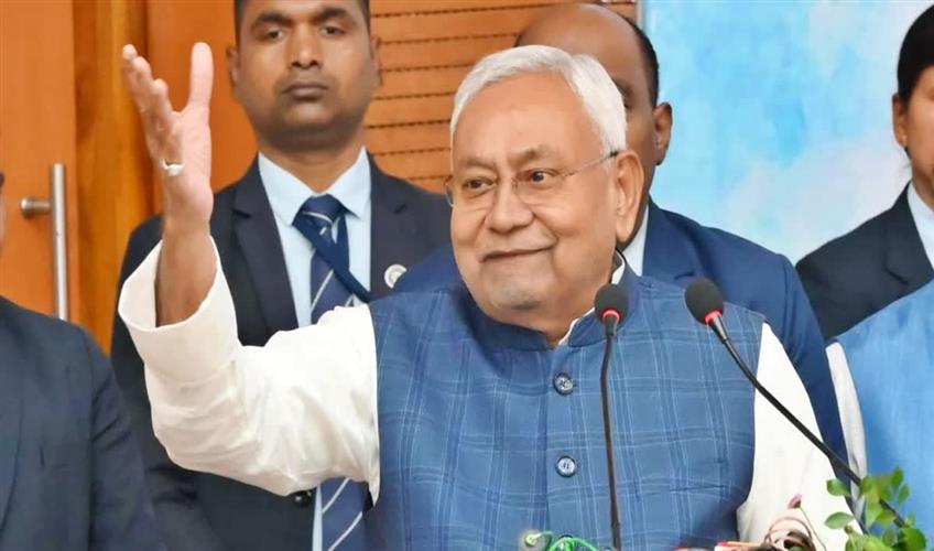 Khabar East:CM-Nitish-will-give-the-gift-of-many-schemes-to-the-people-of-the-state-today