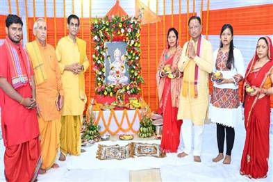 Khabar East:CM-Vishnudev-Sai-offered-prayers-on-Hanuman-Jayanti