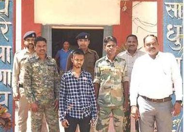 Khabar East:Chhattisgarh-Girls-nude-photo-went-viral…-behind-bars