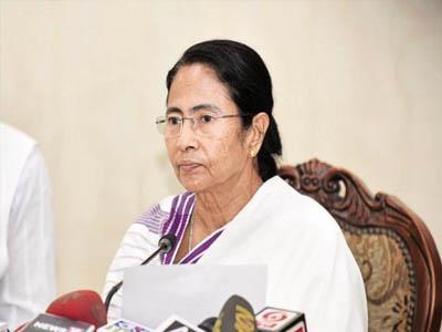 Khabar East:College-and-university-students-will-complete-the-lack-of-teachers-in-schools-Mamta-Banerjee
