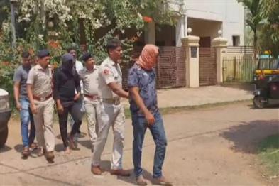Khabar East:Commissionerate-Police-busts-inter-state-robber-gang-3-arrested-over-1-kg-gold-15-kg-silver-ornaments-seized