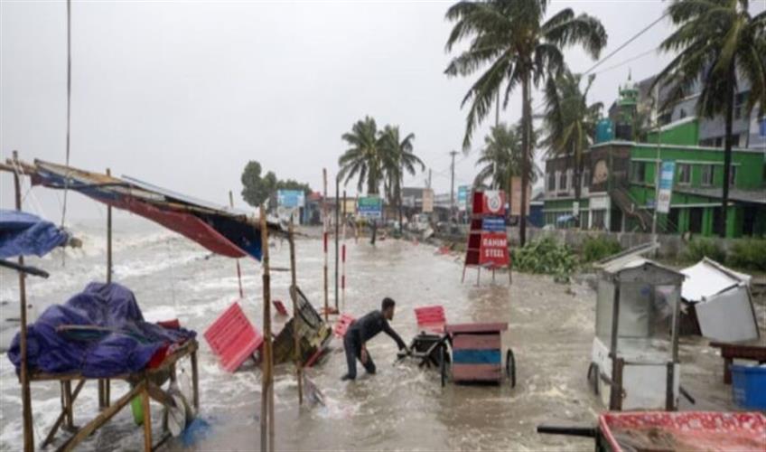 Khabar East:Cyclonic-storm-Remal-left-a-trail-of-devastation-in-West-Bengal