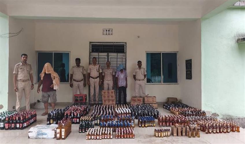 Khabar East:Excise-Dept-Seizes-Liquor-Worth-Rs-355-Lakh-In-Two-Cases-In-Kendrapara
