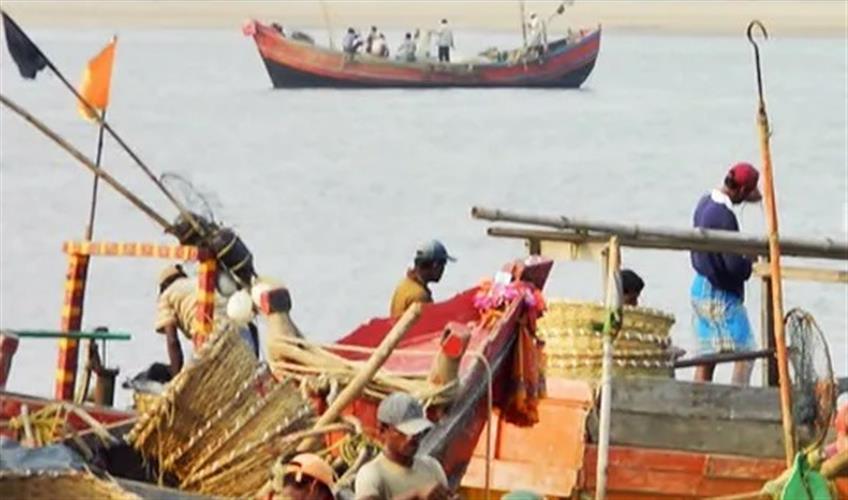 Khabar East:Fishermen-barred-from-venturing-into-sea-along-Balasore-coast-till-June-21