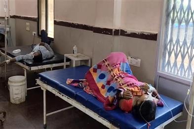 Khabar East:Five-members-of-the-same-family-consumed-poison-three-children-died