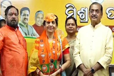 Khabar East:Former-Chairperson-Of-Odisha-Women-Commission-Jyoti-Panigrahi-Joins-BJP