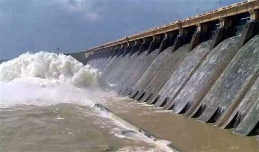 Khabar East:Four-Sluice-Gates-Of-Hirakud-Dam-Closed-As-Inflow-Declines