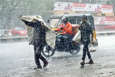 Khabar East:Heavy-rain-alert-for-nine-districts-of-Bihar