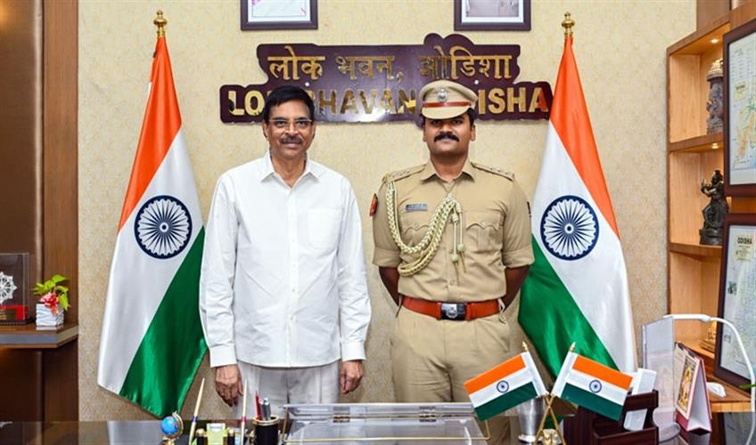 Khabar East:IPS-Officer-Anugu-Shiva-Maruthi-Reddy-Takes-Charge-As-Odisha-Guvs-ADC