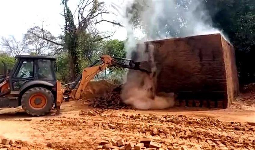 Khabar East:Illegal-Brick-Kiln-Demolished-In-Dhenkanal