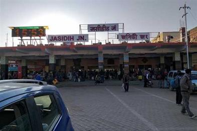 Khabar East:Jharkhands-first-world-class-railway-station-to-be-built-at-a-cost-of-Rs-500-crore
