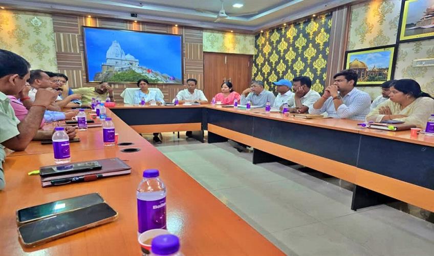 Khabar East:Jharkhand-Administrative-Service-Association-angry-with-FIR-against-BDO