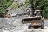 Khabar East:Landslide-again-near-Kalijhora-traffic-stalled