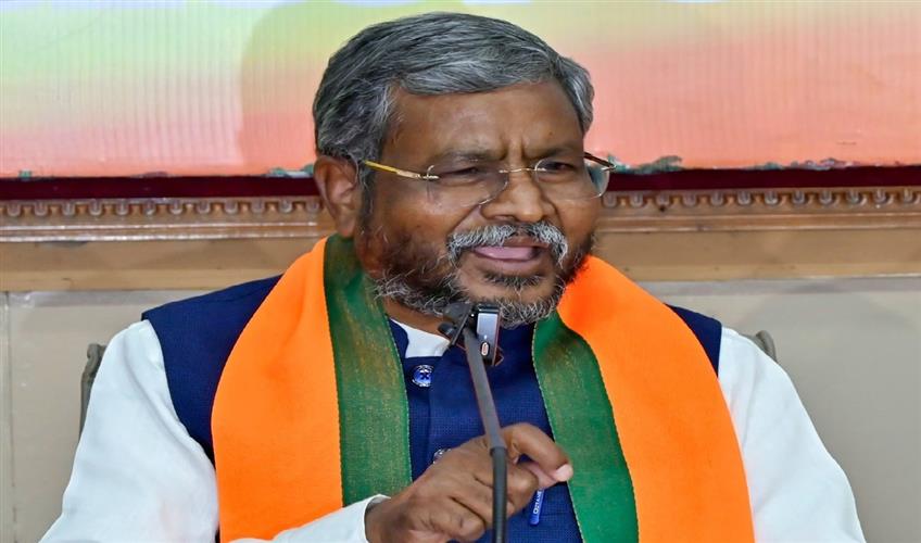 Khabar East:Law-and-order-has-completely-collapsed-in-Jharkhand-Babulal-Marandi