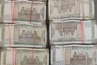 Khabar East:Malkangiri-Police-Seize-Rs-30-Lakh-From-Car-During-Vehicle-Checking-Ahead-Of-Elections