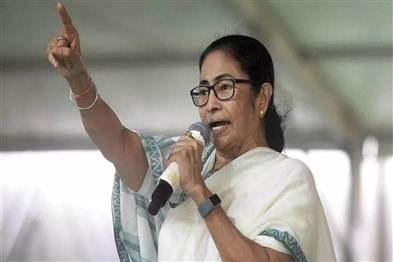 Khabar East:Mamta-Banerjee-paid-tribute-to-Mother-Teresas-birth-anniversary