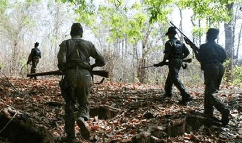 Khabar East:Maoist-gangster-rewarded-one-lakh-in-police-encounter