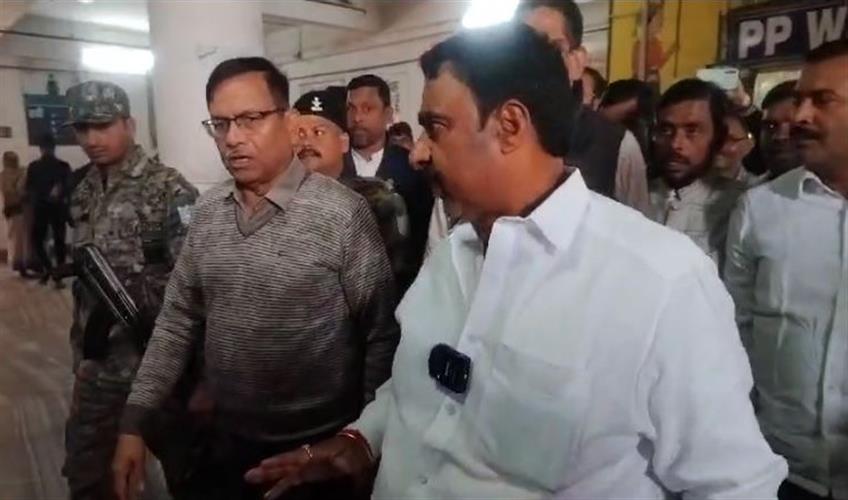 Khabar East:Minister-Sanjay-Prasad-Yadav-inspected-Godda-Sadar-Hospital