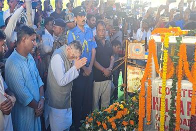 Khabar East:Minister-Sudivya-Kumar-Sonu-passes-away-Governor-pays-tribute