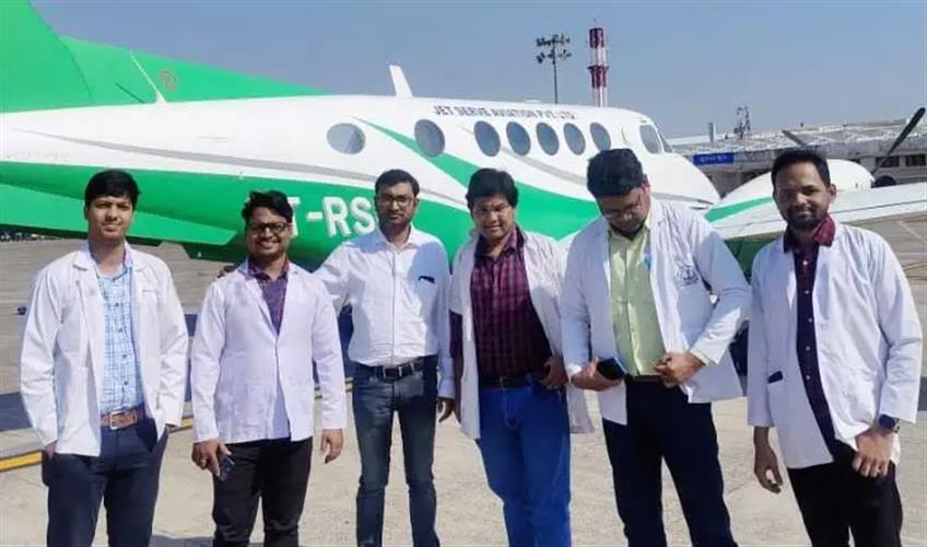 Khabar East:Mukhya-Mantri-Vayu-Swasthya-Seva-Team-Of-Doctors-Flown-To-Nabarangpur