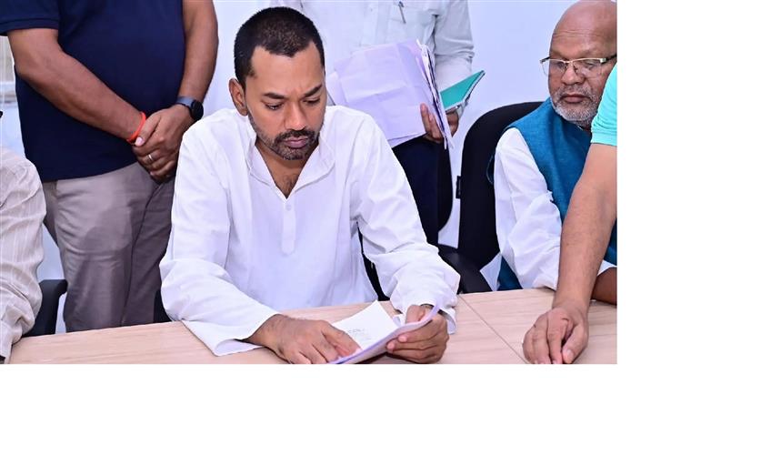 Khabar East:No-compromise-on-discipline-and-accountability-in-health-institutions