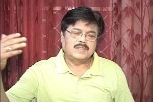 Khabar East:Noted-Ollywood-actor-Bijay-Mohanty-critical-hospitalised-in-Hyderabad