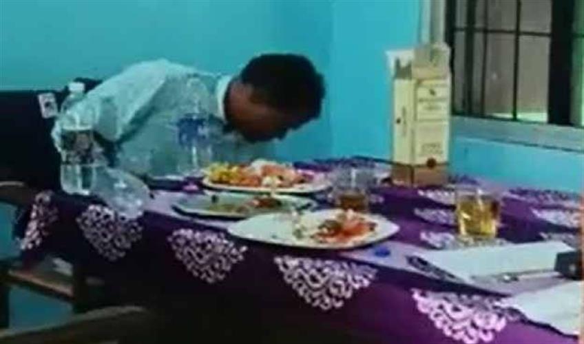 Khabar East:Odisha-Chief-Secy-Orders-Action-Against-Engineers-Who-Consumed-Liquor-In-Office