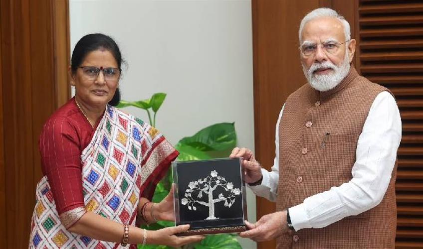 Khabar East:Odisha-Dy-CM-Parida-Meets-PM-Modi-Ahead-Of-5th-SUBHADRA-Instalment
