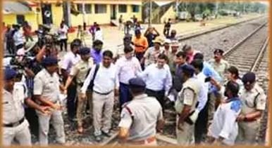Khabar East:Odisha-train-tragedy-CBI-officials-visit-site-again-collect-evidence