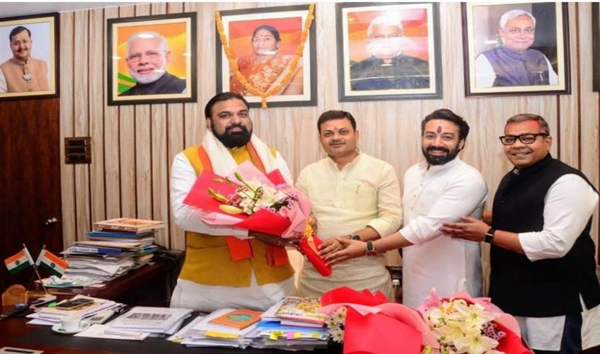 Khabar East:Political-unrest-intensifies-in-Bihar-administration-on-alert