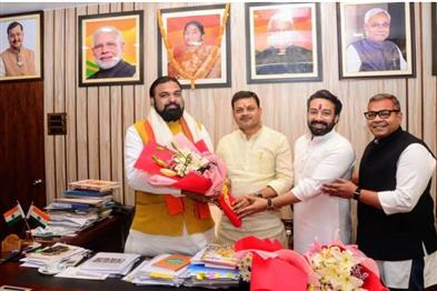 Khabar East:Political-unrest-intensifies-in-Bihar-administration-on-alert