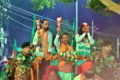 Khabar East:Raghuvar-Dass-road-show-in-Ghatsila-claims-BJPs-victory