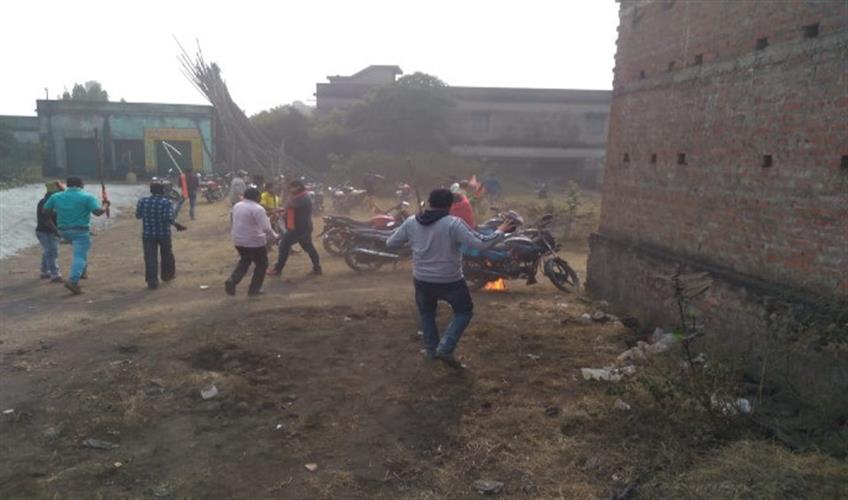 Khabar East:Ruckus-firing-and-bombing-in-Asansol-over-BJPs-No-injustice-campaign