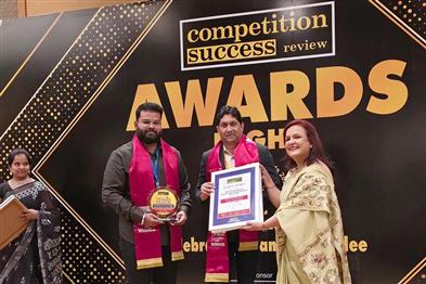 Khabar East:SOA-conferred-with-the-CSR-Excellence-in-Education-award