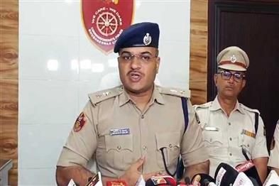 Khabar East:Strict-Action-Against-Extortionists-Habitual-Offenders-During-Festive-Season-Kataka-DCP