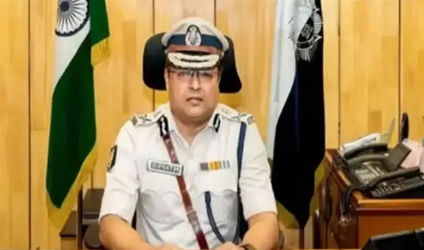 Khabar East:Supratim-Sarkar-removed-from-the-post-of-ADG-CID