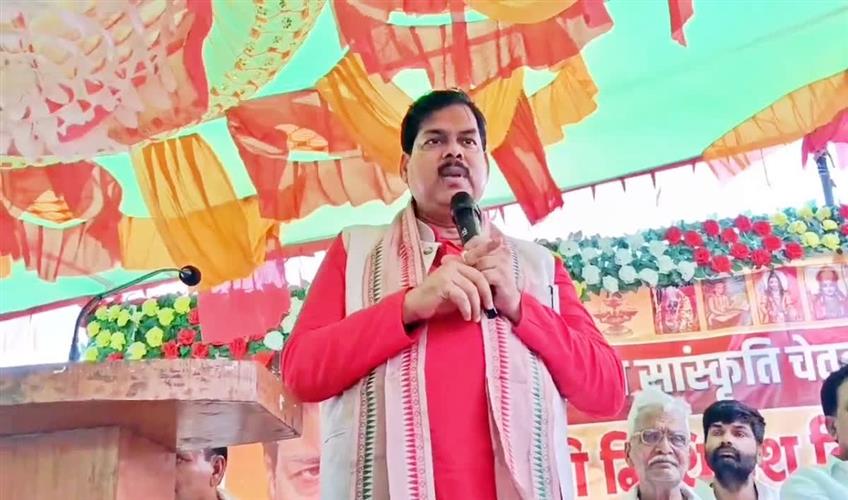 Khabar East:Teachers-will-receive-a-notification-on-their-mobile-phones-after-June-25