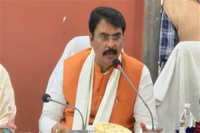 Khabar East:The-BJP-state-president-described-Jan-Suraj-as-an-updated-version-of-the-RJDs-jungle-raj