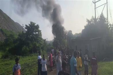 Khabar East:The-ground-collapsed-with-a-loud-blast-and-flames-began-to-rise