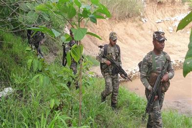 Khabar East:The-siege-of-Maoists-intensified-in-the-dense-forests-of-Saranda