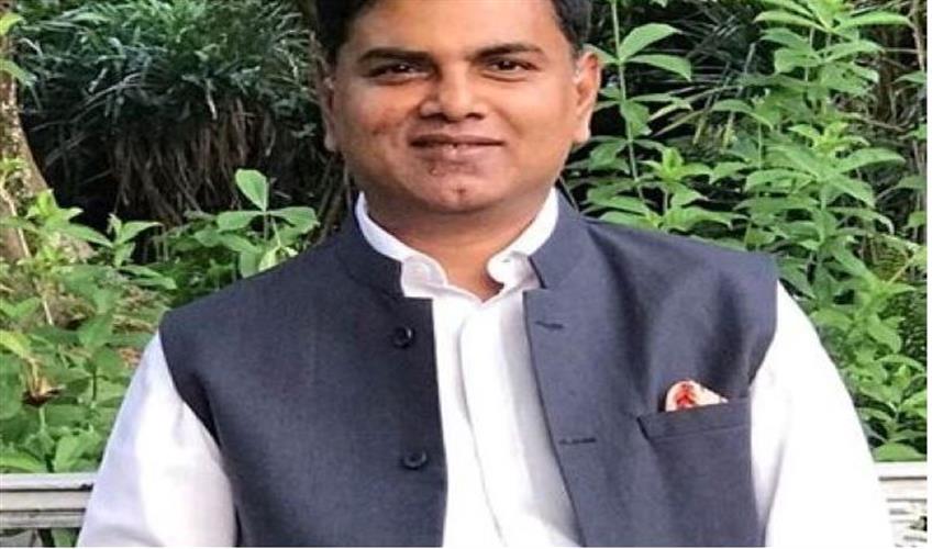 Khabar East:The-state-government-reshuffled-the-IAS-cadre-Sanjay-Kumar-Singh-becomes-the-new-BMC-commissioner