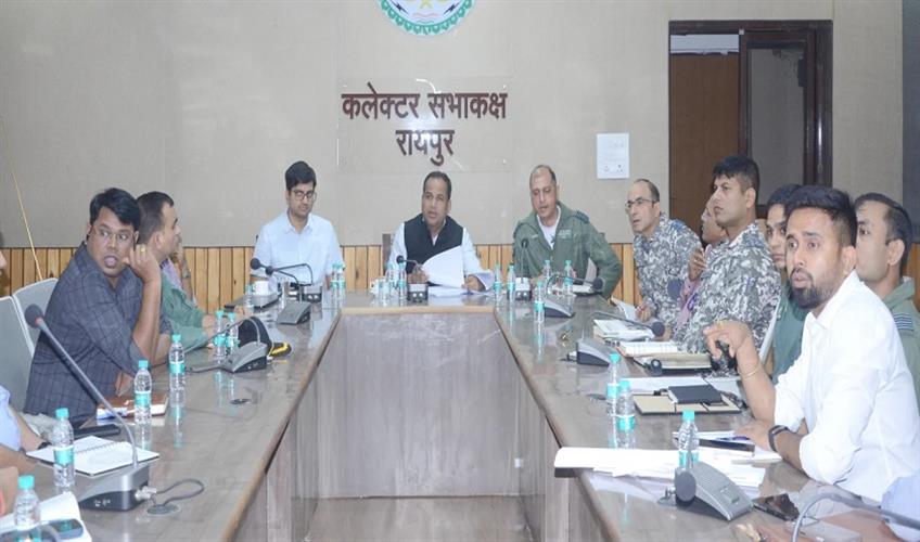 Khabar East:The-thrill-of-the-Sarang-helicopter-air-show-will-be-on-display-at-the-state-festival-Rajyotsav