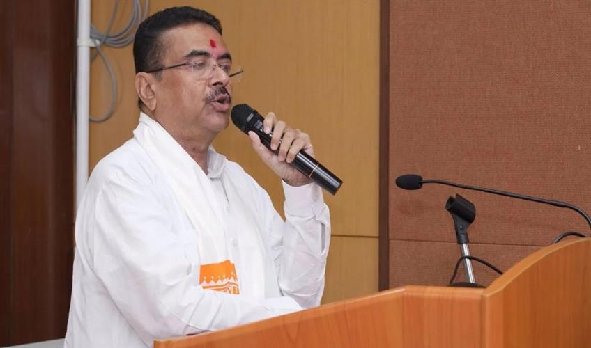 Khabar East:Those-who-do-not-have-an-Ayushman-card-will-also-receive-free-medical-treatment